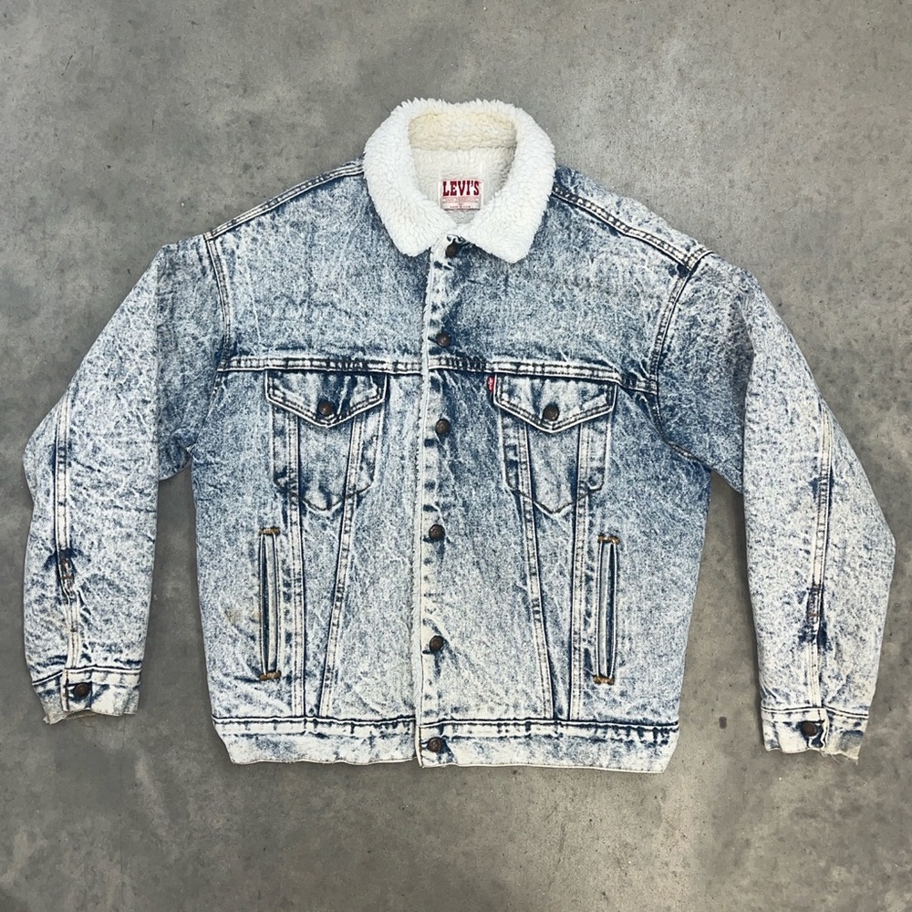 Vintage 80s/90s Levi’s Sherpa Lined Acid Stone Wash Denim Trucker Jacket